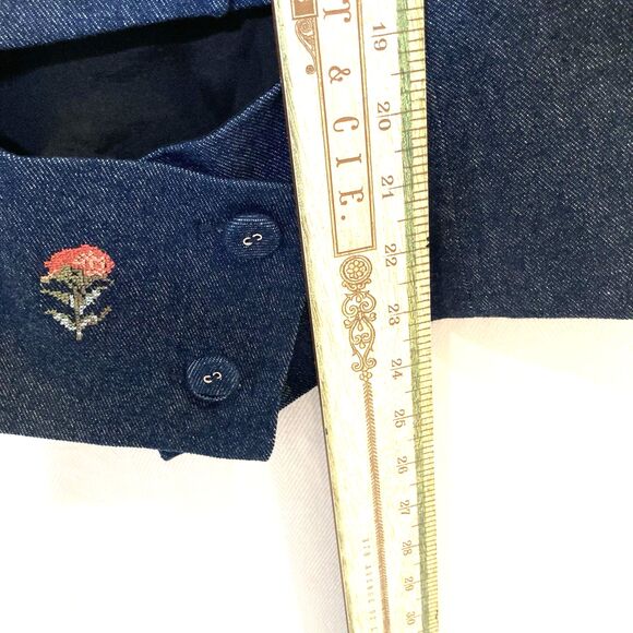 Moonray Floral Embroidered Denim Vest Womens Size Medium Blue NEW - Picture 9 of 13
